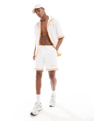 Liquor N Poker Shorts With Tipping Detail In White - Part Of A Set