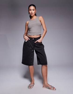 Liquor N Poker - Utility-Jorts aus Denim mit mittelhohem Bund in schwarzer Dirty-Waschung