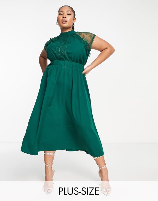 Liquorish Curve - Vestito midi svasato verde smeraldo con dettagli in pizzo