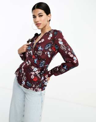 Liquorish floral wrap top in burgundy