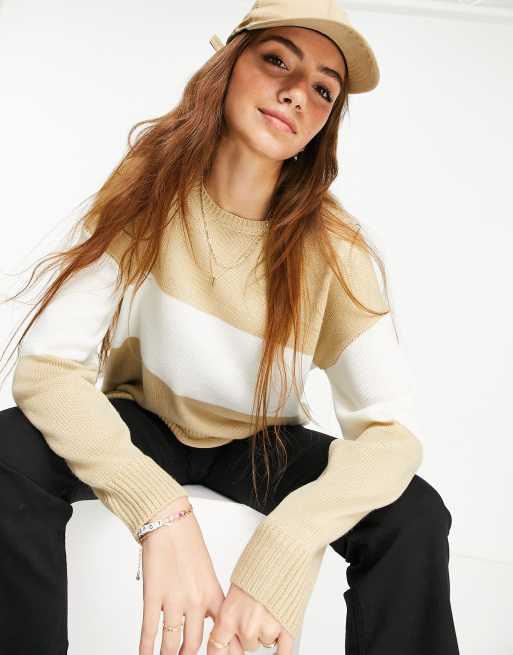 Liquorish knit jumper in colour-block beige and white