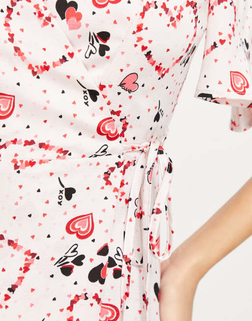 Liquorish – Mini-Wickelkleid in Creme mit Herzmuster, exklusiv bei ASOS , 2 von 4