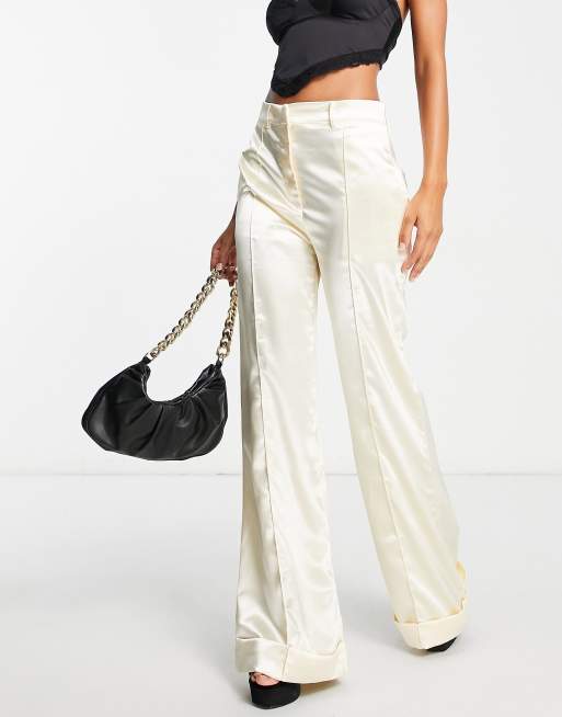 Liquorish - Pantalon ajusté d'ensemble de mariée en satin structuré - Blanc