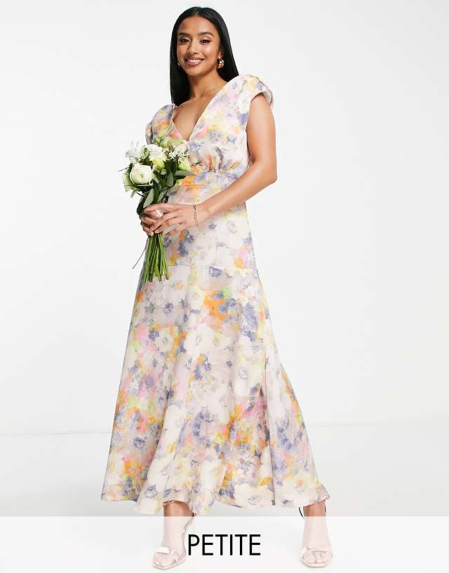 Liquorish Petite plunge front maxi dress in soft ditsy floral