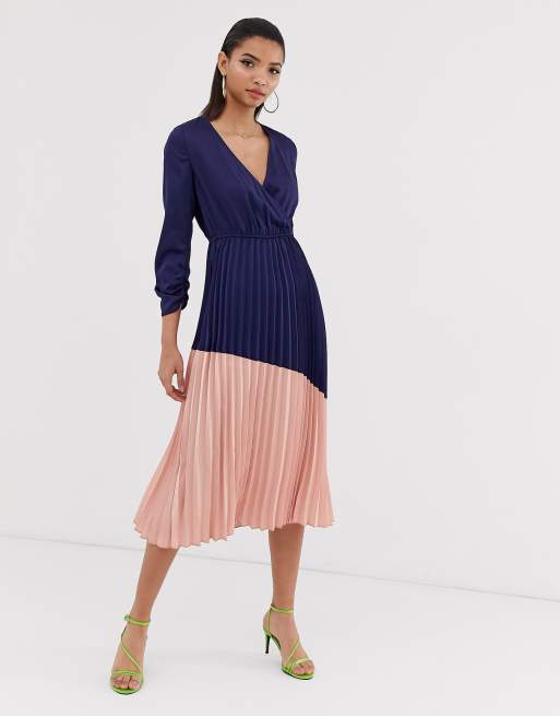 Colorblock pleated best sale midi dress