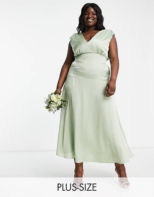 Liquorish Plus - Bruidsmeisjes - Maxi jurk met diepuitgesneden voorkant in fris saliegroen