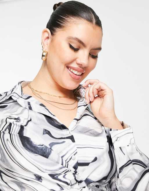 Liquorish Plus mini wrap shirt dress in mono swirl print, 3 of 4