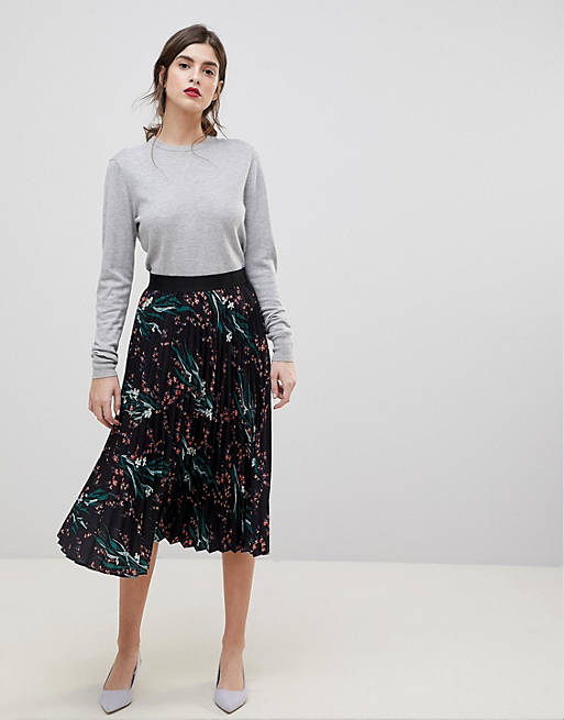 Liquorish Printed Pleated Midi Skirt
