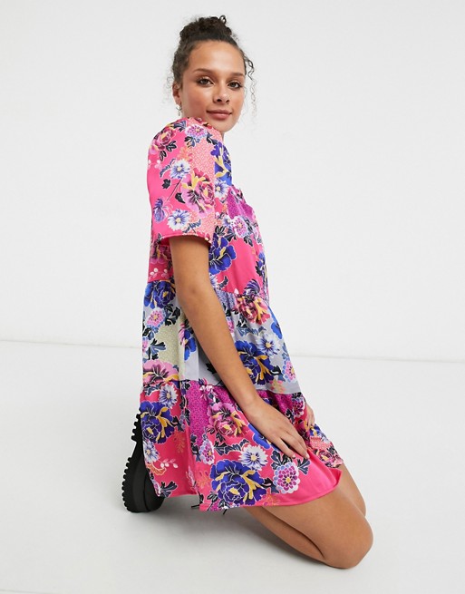 Liquorish smock mini dress with puffy sleeves in pink floral print