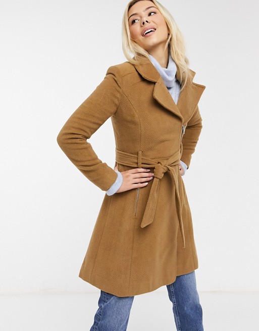Liquorish swing coat with zip front in brown