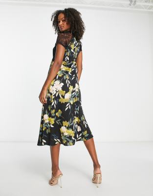 Liquorish Tall a line midi dress in floral