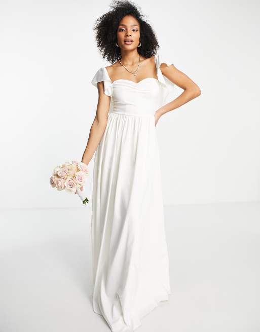 Little Mistress Bridal – Sukienka maxi z rozszerzanymi rękawami w kolorze kości słoniowej