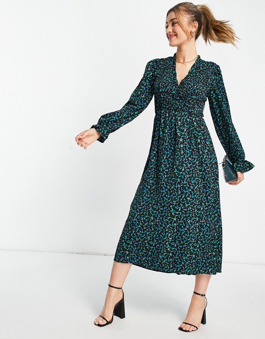 Little Mistress By Vogue Williams Ditsy Print Long Sleeve Dress In Green-black