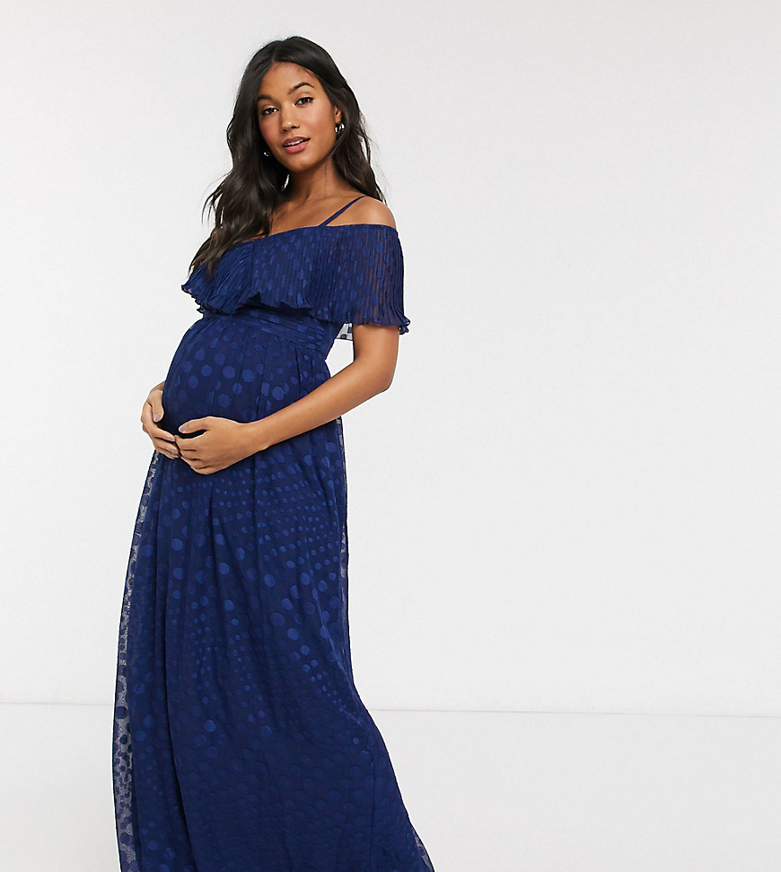 Little Mistress Maternity - Maxi-jurk met blote schouders in gestipte jacquard in marineblauw