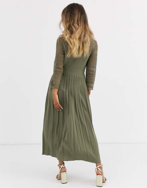 Little Mistress – Midaxi-Kleid in Khaki mit Spitzendetail, 2 von 4