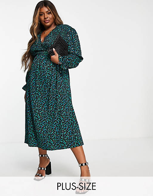 Little Mistress Plus by Vogue Williams ditsy print long sleeve dress in green