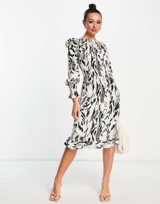 Robe little mistress asos online