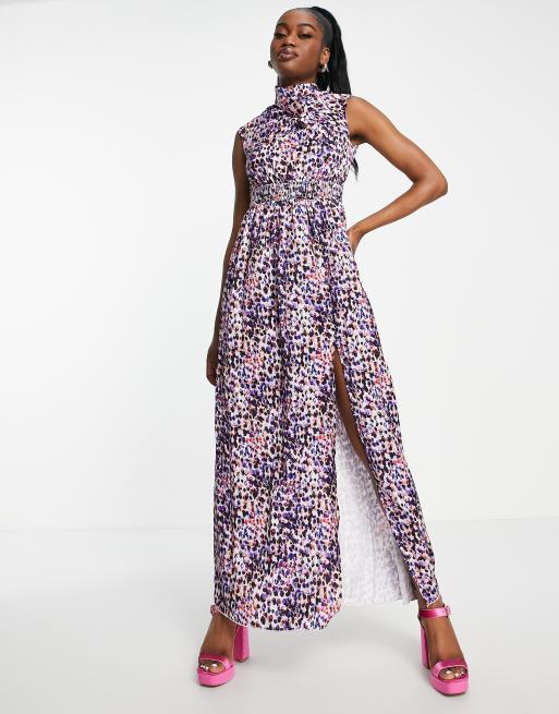 Little Mistress short sleeve maxi dress in tonal ditsy floral | ASOS