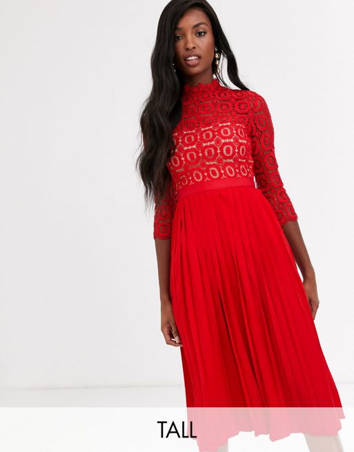 Little Mistress Tall – Czerwona koronkowa sukienka midi z rękawem 3/4 | ASOS