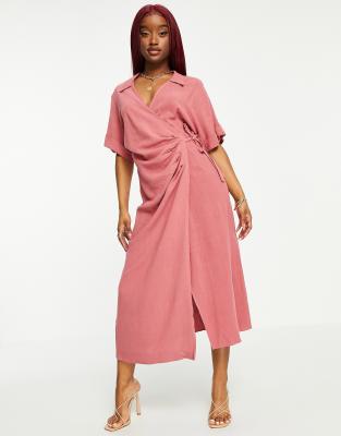 Офисные платья Льняное платье миди пыльно-розового цвета с запахом ASOS DESIGN-Розовый цвет