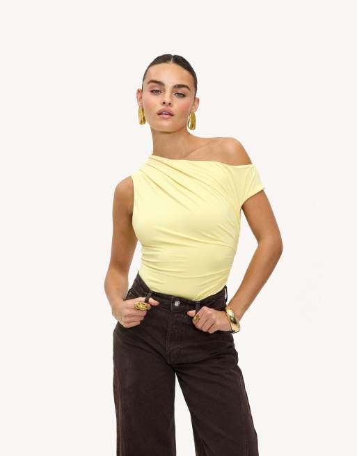 Loavies A field of memories off-shoulder top in light yellow, 3 of 4