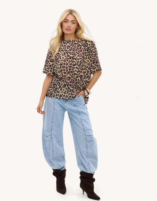 Loavies Wild and free brown short-sleeved shirt with leopard print in brown, 2 of 4