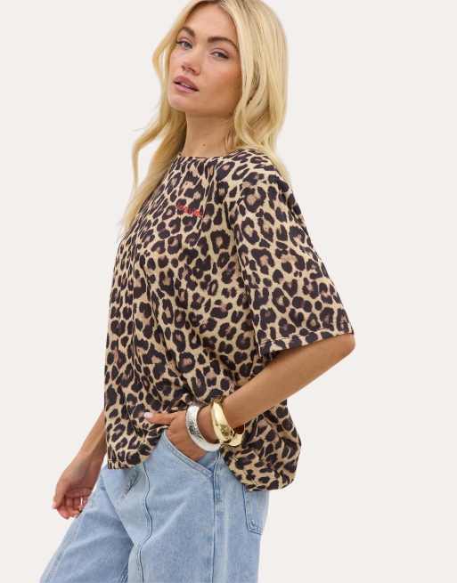 Loavies Wild and free brown short-sleeved shirt with leopard print in brown, 4 of 4