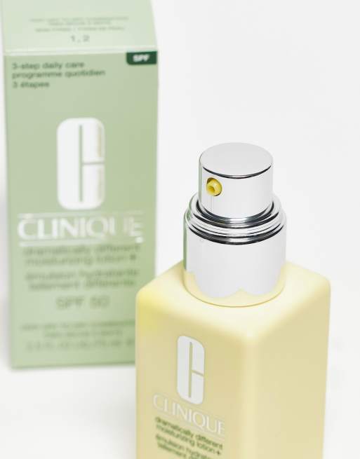 Loción hidratante Dramatically Different Lotion+ con FPS 50 de 75 ml de Clinique, 2 de 4