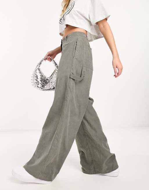 Lola May – Elegante Fallschirmhose in Anthrazit