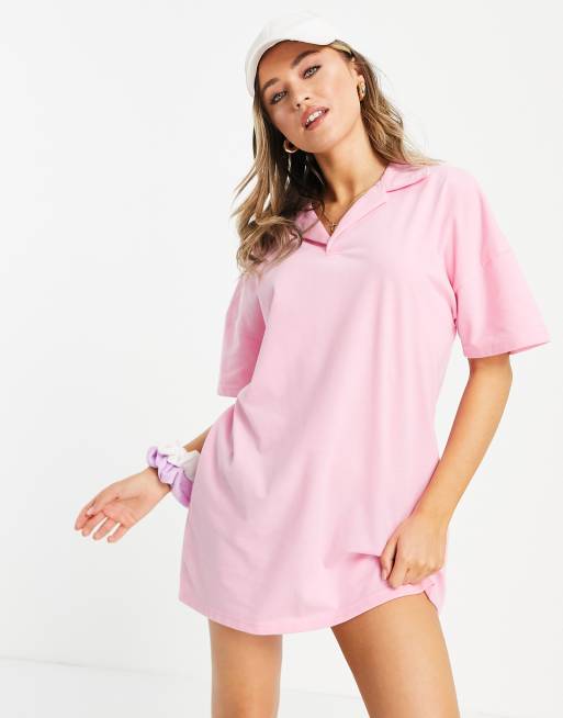 Lola May – Kurzärmliges Polo-Hemdkleid in Rosa