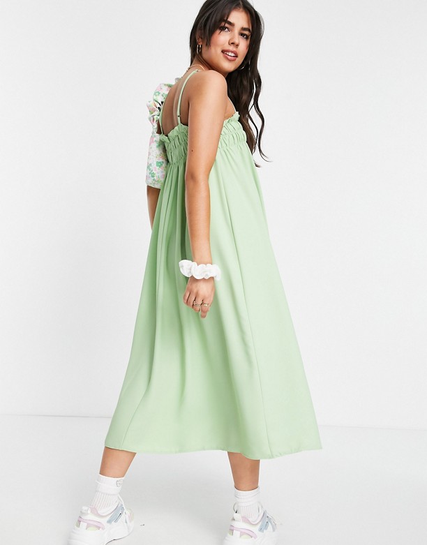 Oferty Lola May – Luźna warstwowa sukienka midaxi na cienkich ramiączkach w zielonym kolorze Zieleń wasabi