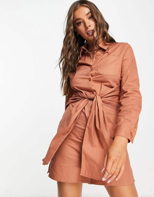 Lola May – Mini-Hemdkleid in Terrakotta mit Taillenschnürung