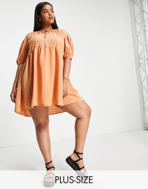 Lola May Plus - Vestito grembiule arancione con laccetti