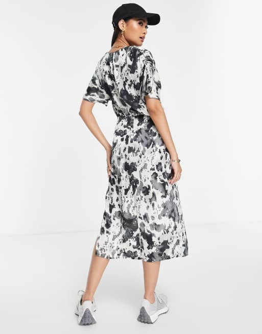 Lola May - Robe satinée à col rond et imprimé vache, 2 de 4