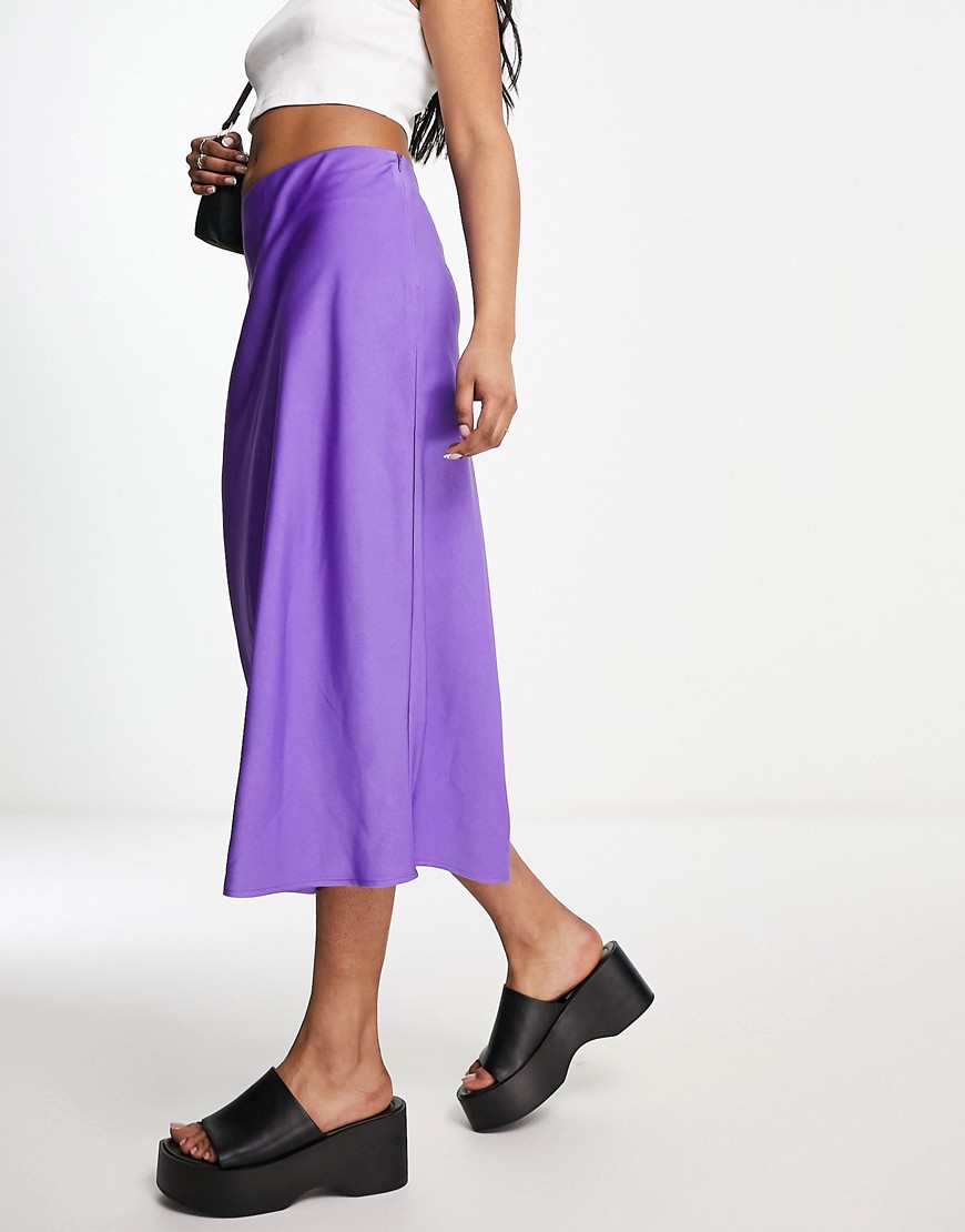 Lola May Satin Midi Skirt In Purple