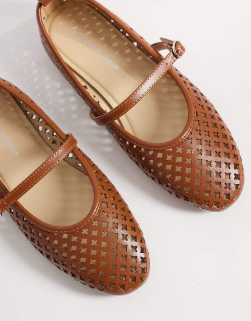 London Rebel Alba cut out ballet flat with buckle strap in brown, 3 of 4