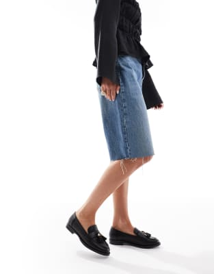 London Rebel Amelia Tassel Penny Loafers In Black