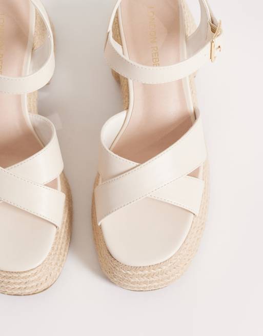 London Rebel Aven block heel platform sandals in cream, 2 of 4