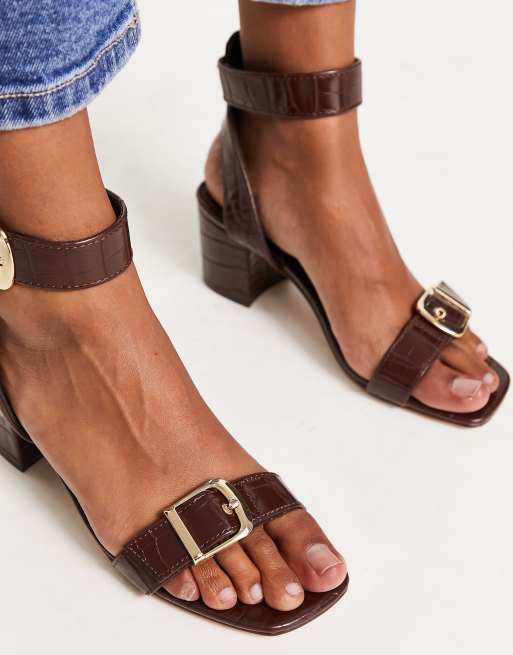 Chocolate sandals 2024