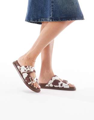  buckle detail sandal in cow print