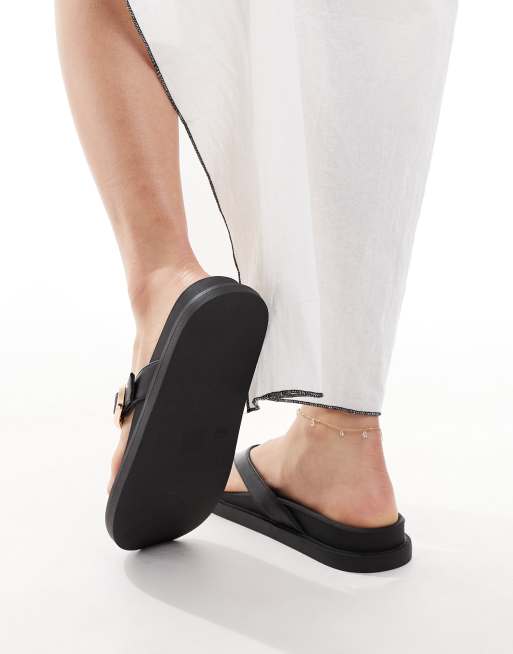 London Rebel buckle detail thong sandals in black