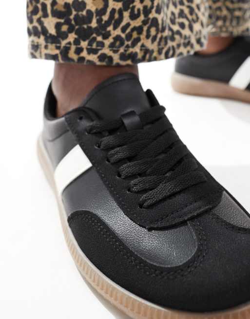 London Rebel Cally sneakers with rubber sole in black and white, 2 of 5