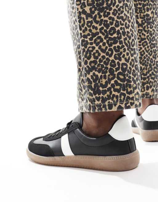 London Rebel Cally sneakers with rubber sole in black and white, 5 of 5