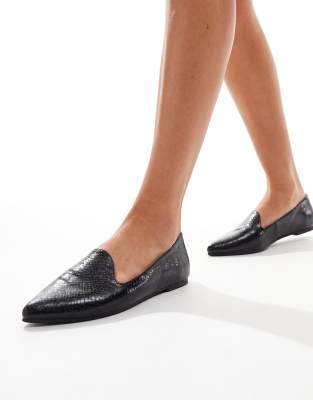 London Rebel Celina Pointed Flat Shoes In Black Snake