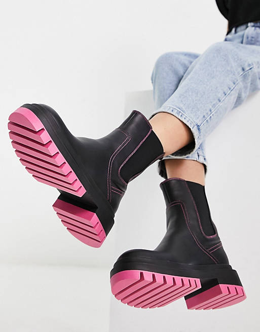 periode hale Afdeling London Rebel chelsea boots in black with pink sole | ASOS