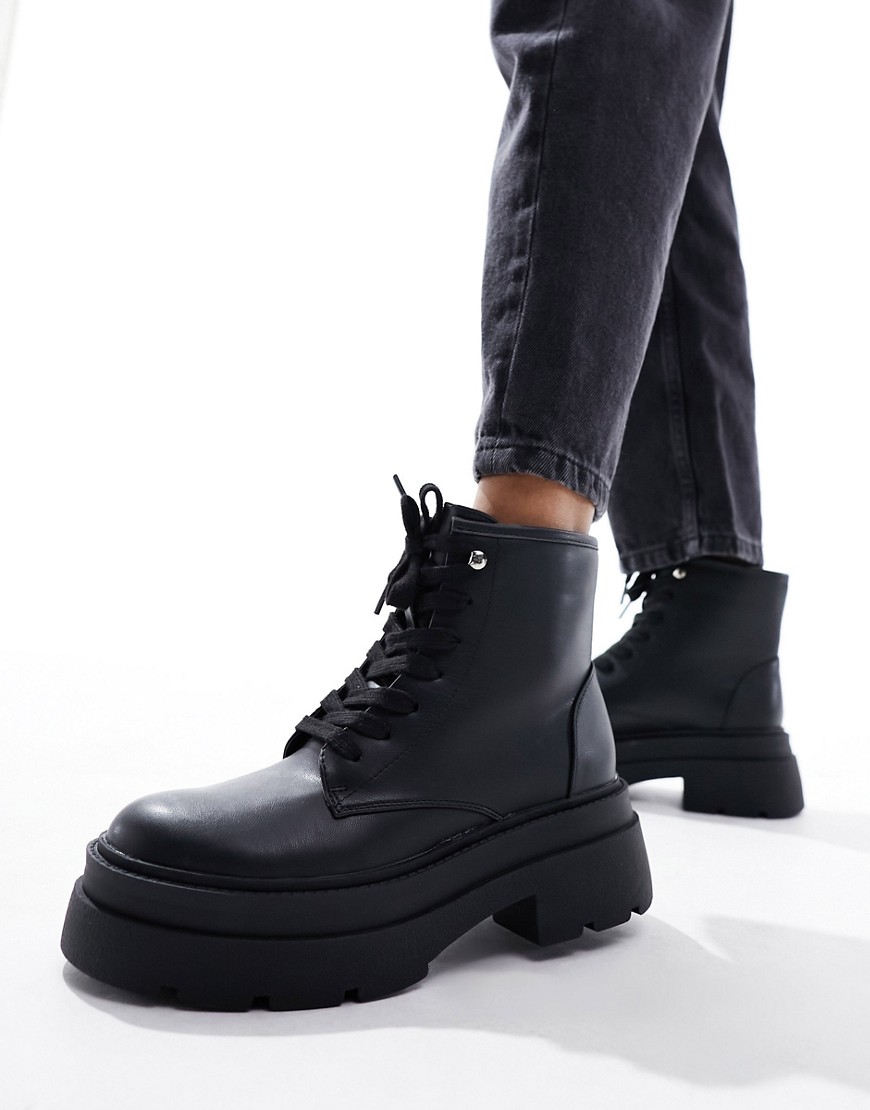 London Rebel chunky flatform hiker boots in black