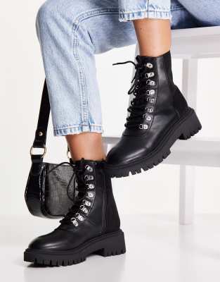 London Rebel chunky hiker boot in black