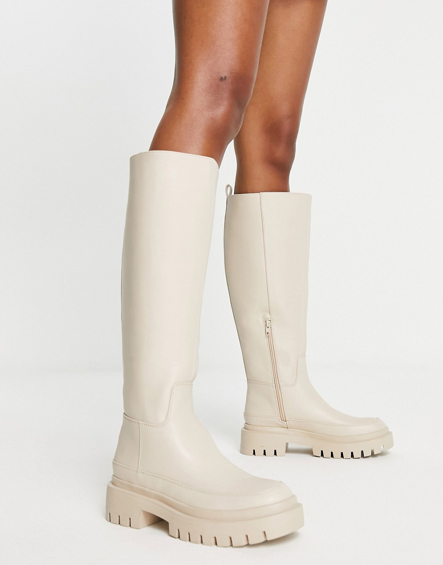 London Rebel chunky pull on knee boots in cream-Green