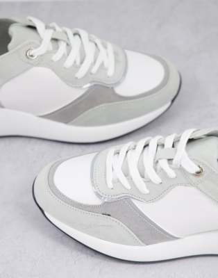 chunky runner trainers