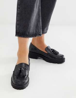 new look chunky croc loafer in black